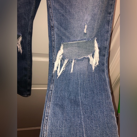 Abercrombie & Fitch - Ankle Straight Ultra High Rise Jean - 27 - Picture 7 of 7